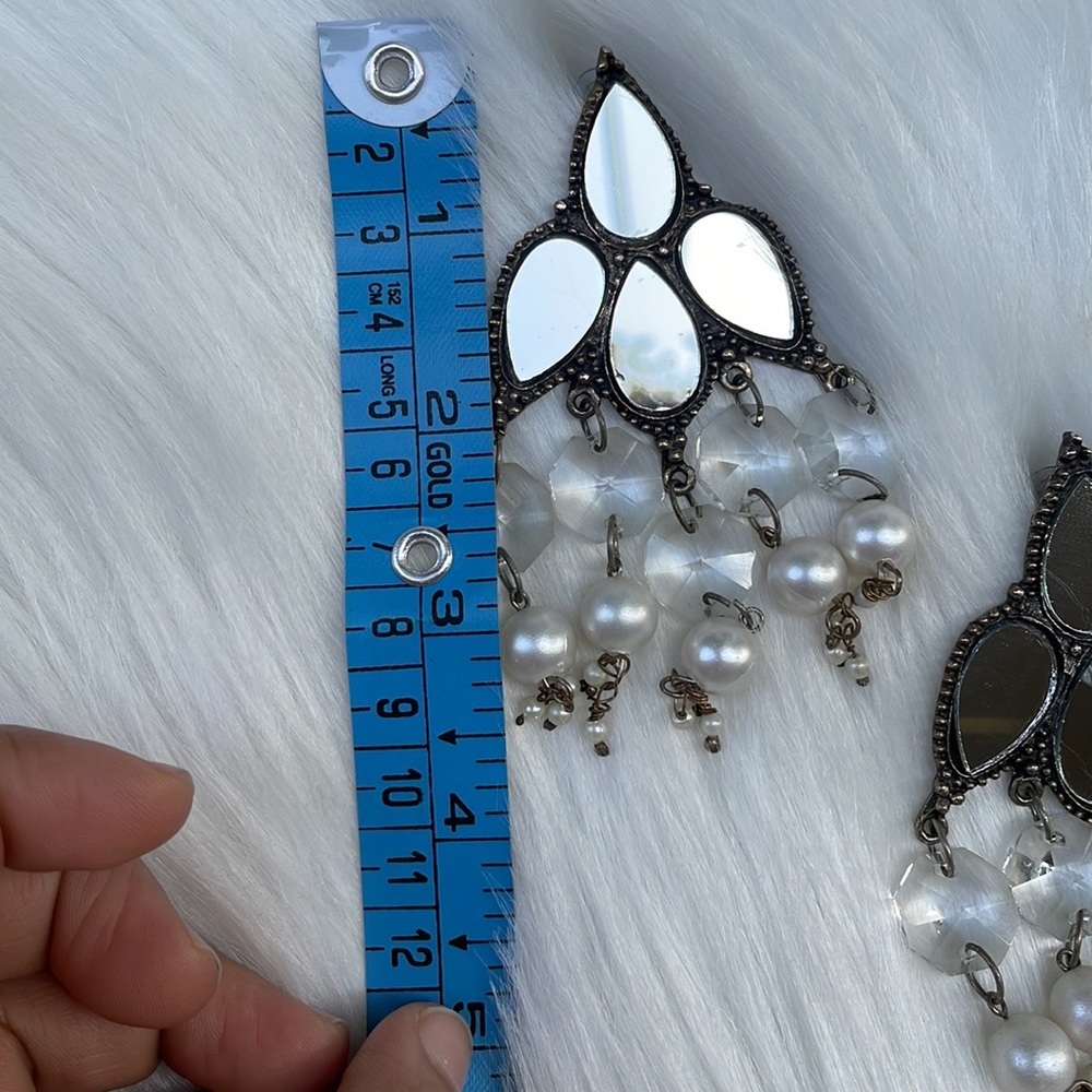 Beautiful mirror work earrings - Picture 9 of 10